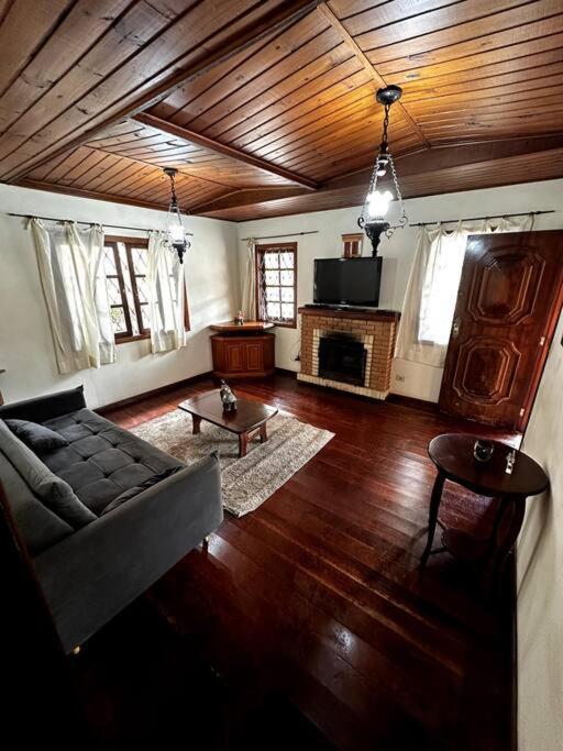 Вилла Casa Completa - Кампус-ду-Жордау Экстерьер фото